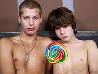 Reverse Humping 1 Lollipop Twinks