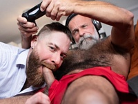 Hairy Gaymers Men