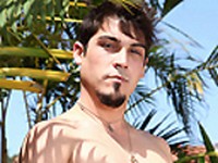 Johnny D Maximo Latino