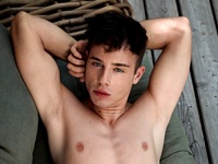 Frisky Ryan Bel Ami Online